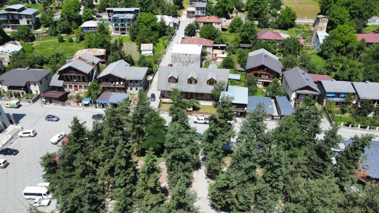 Guest House Svan-Ski Mestia Kültér fotó