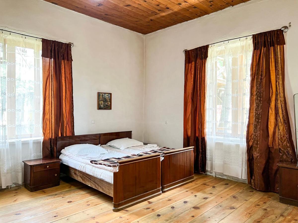 Guest House Svan-Ski Mestia Kültér fotó