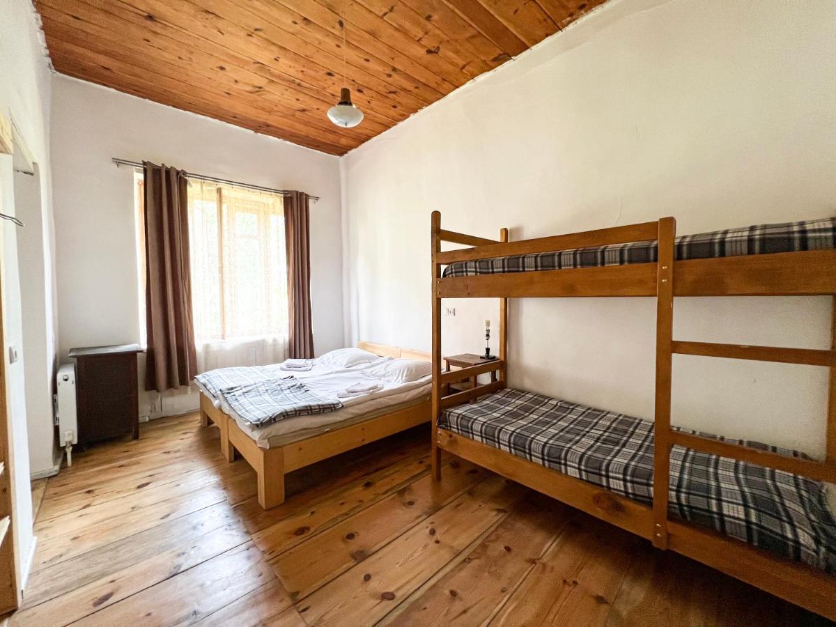 Guest House Svan-Ski Mestia Kültér fotó