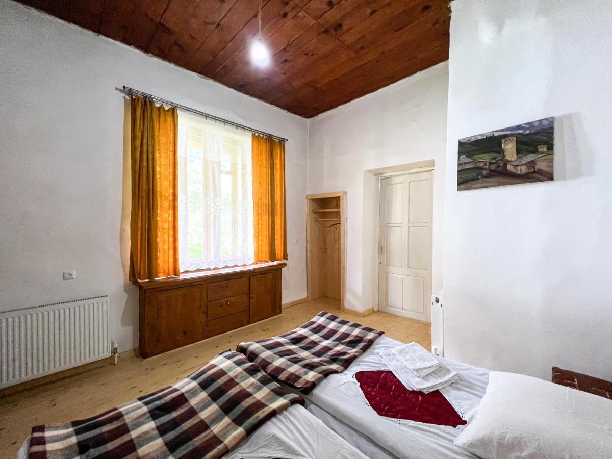 Guest House Svan-Ski Mestia Kültér fotó