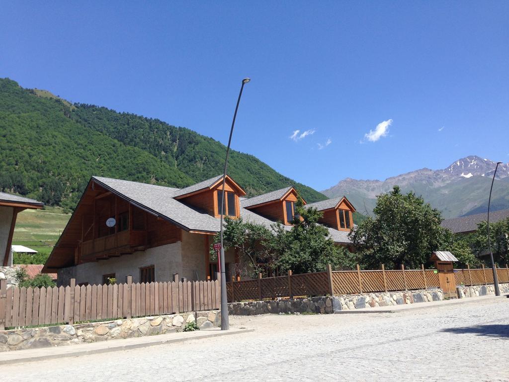 Guest House Svan-Ski Mestia Kültér fotó